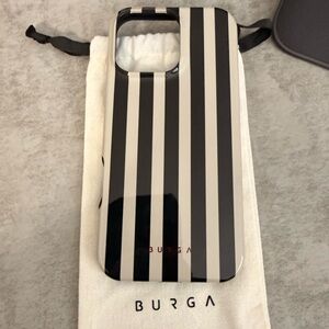 Brand new! !iPhone 16 pro max Burga Black and White Striped Phone Case MagSafe